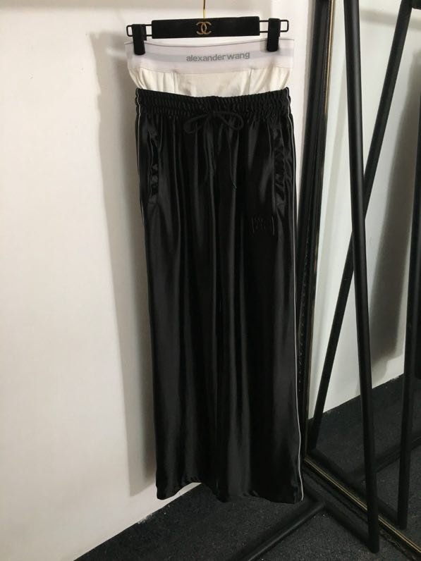 Костюм женский фото 4