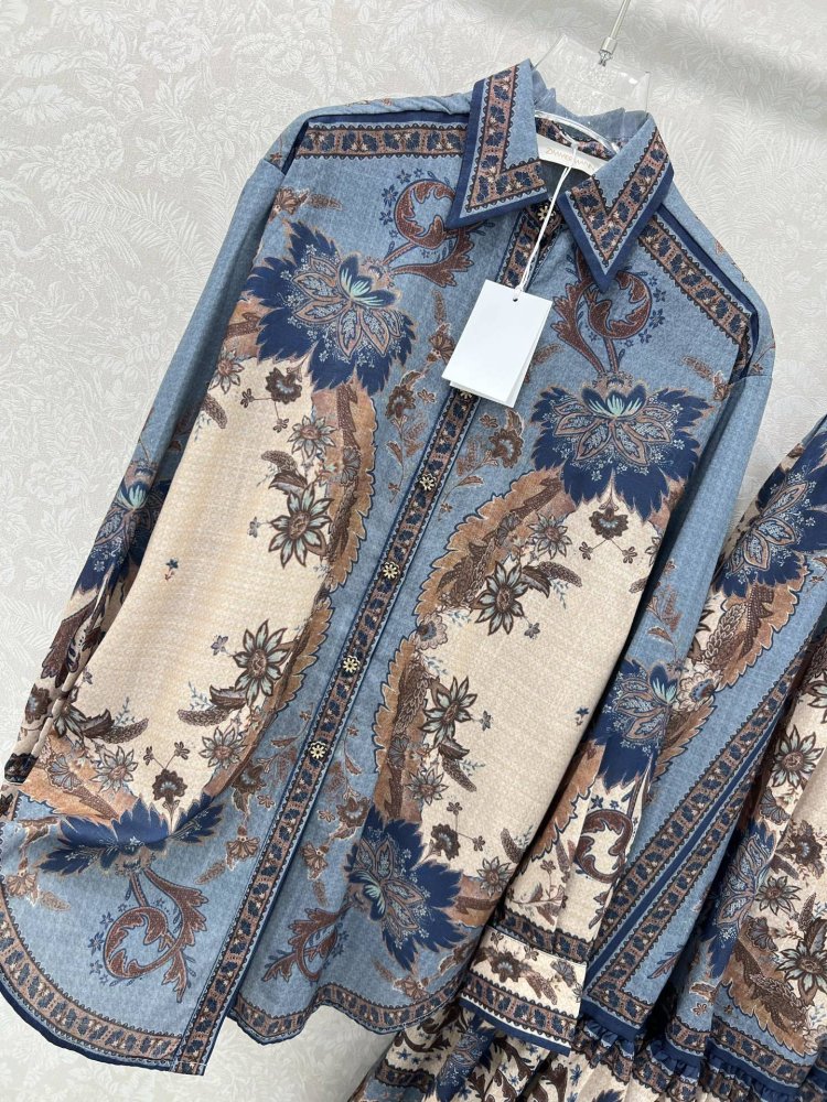 Костюм женский фото 4