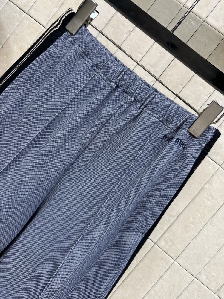 Костюм женский фото 4