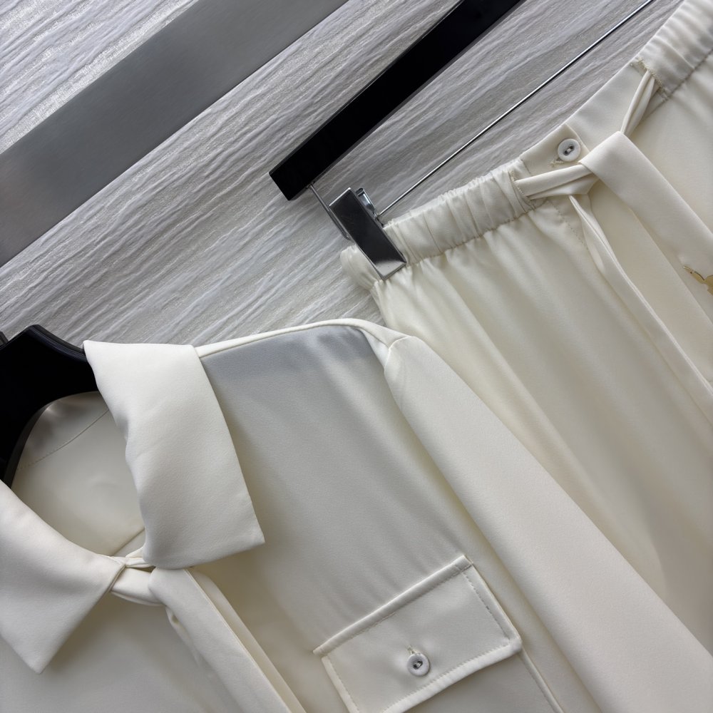 Костюм жіночий фото 4