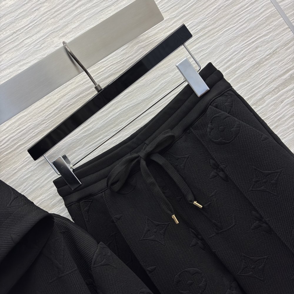 Костюм женский фото 4