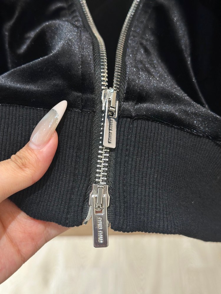 Костюм женский фото 4