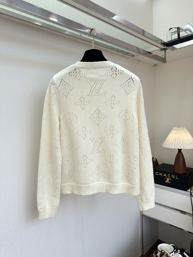 Costume female фото 4