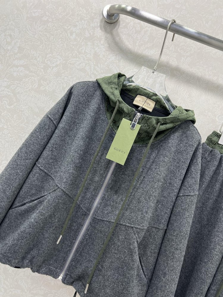 Костюм женский фото 4