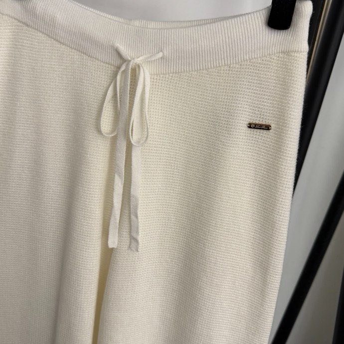 Костюм жіночий фото 4