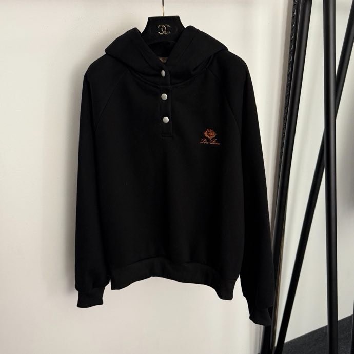 Костюм женский фото 4