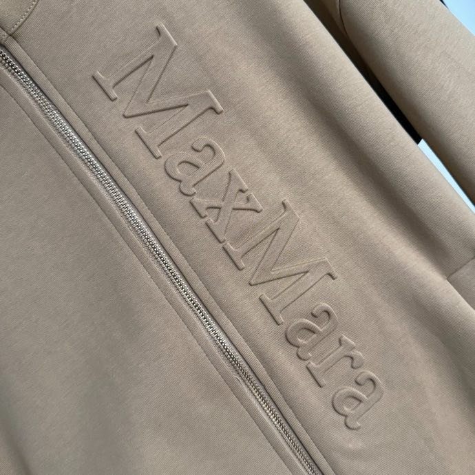 Костюм женский фото 4