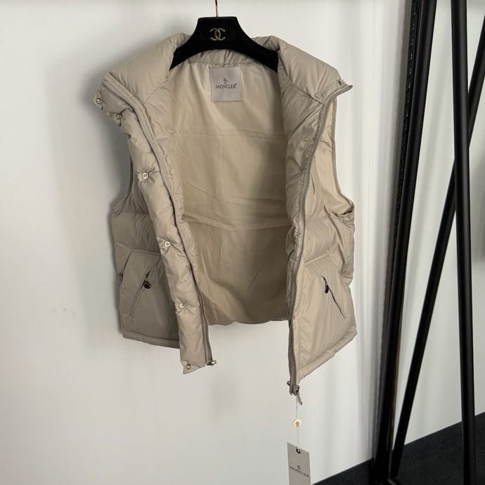 Costume female фото 4