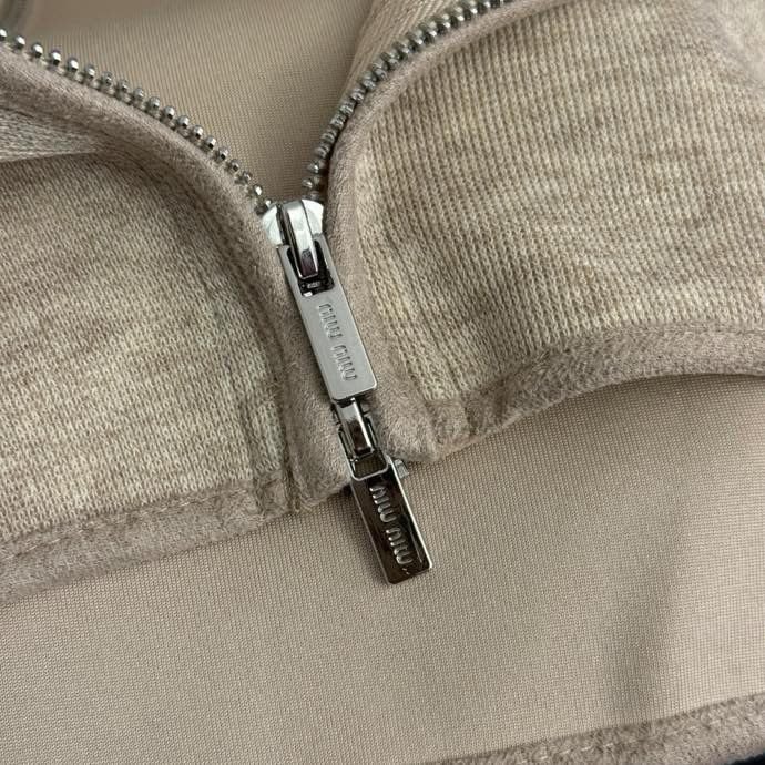 Костюм женский фото 4