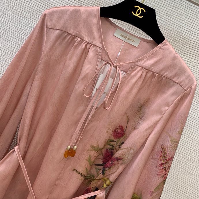 Костюм женский фото 4