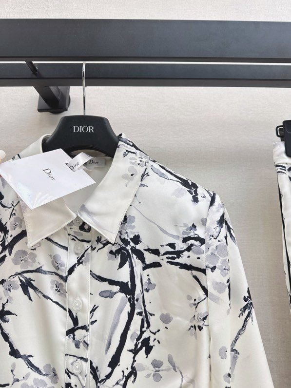 Костюм женский фото 4