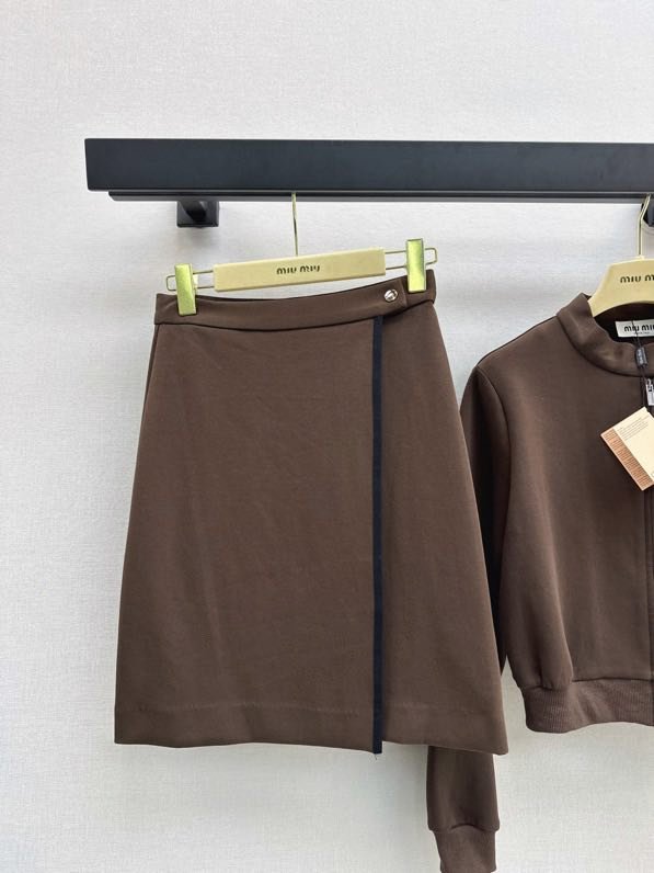 Костюм женский фото 4