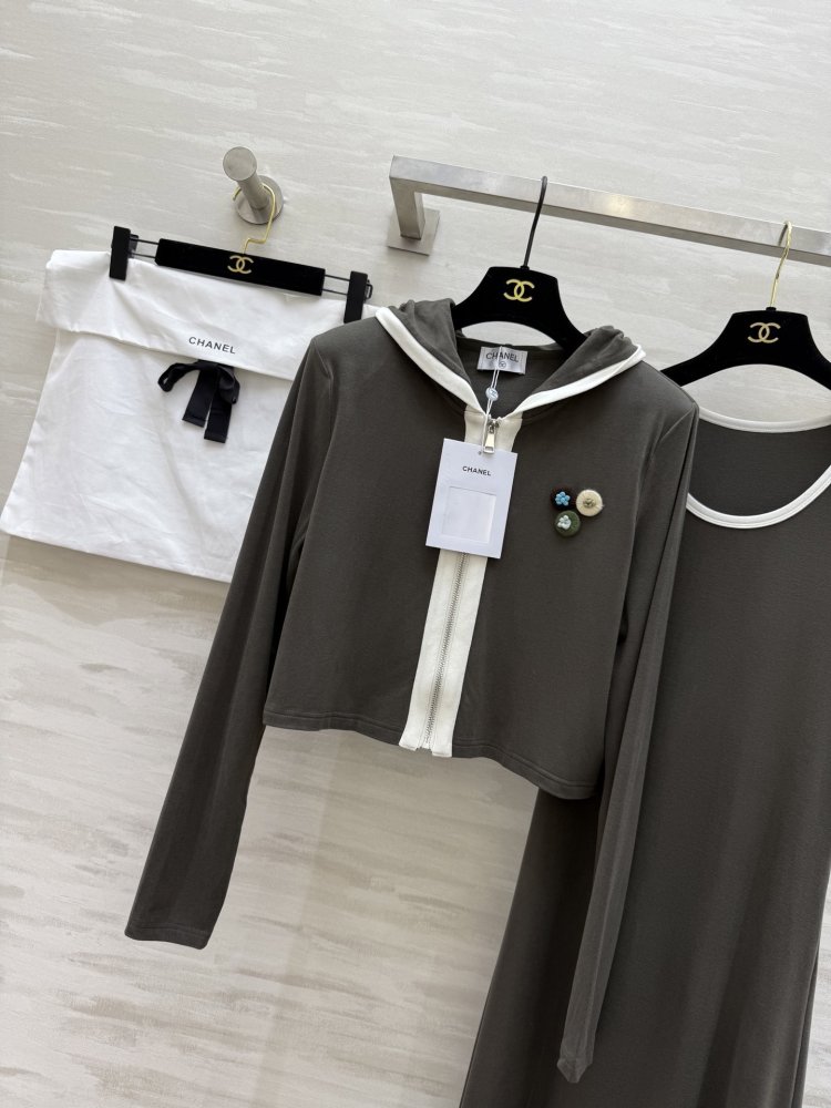 Костюм женский фото 4