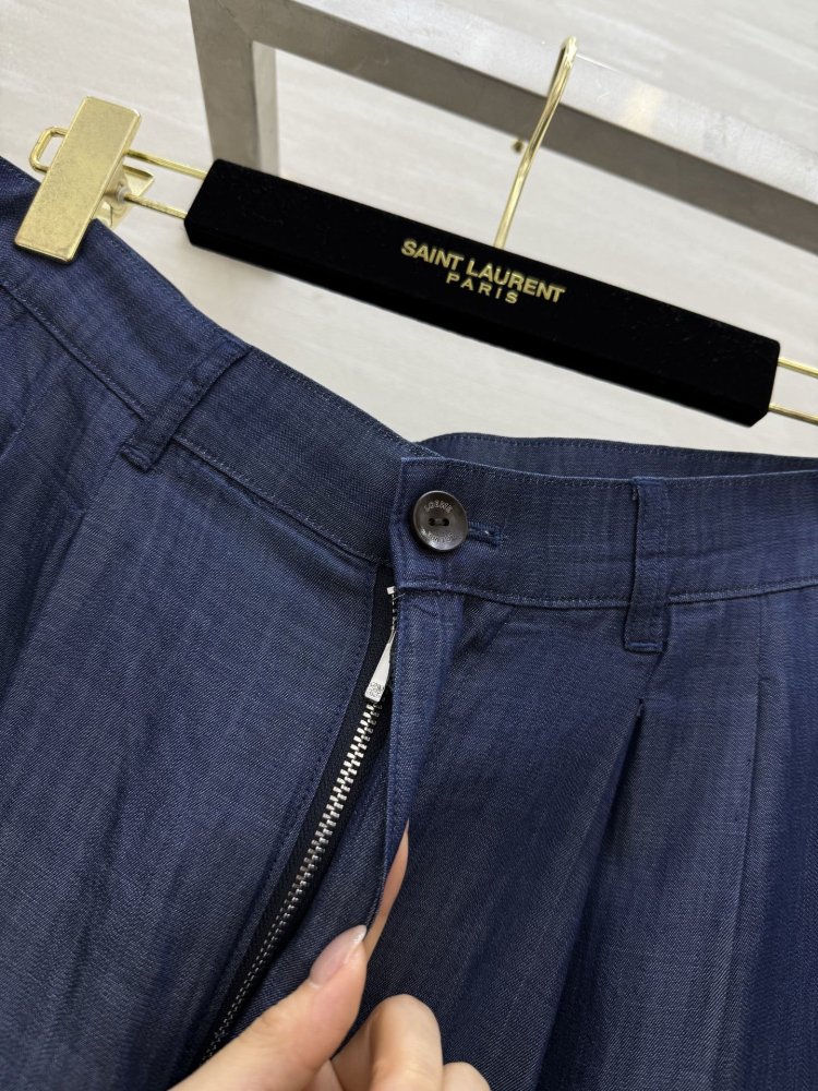 Костюм женский фото 5