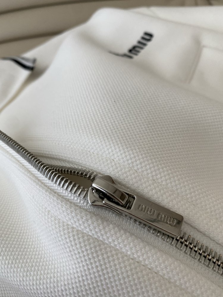 Costume female фото 5