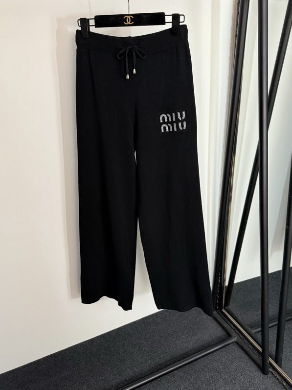 Костюм женский фото 5