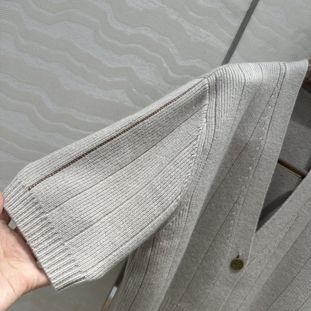 Костюм женский фото 5