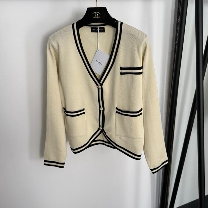 Costume female фото 5