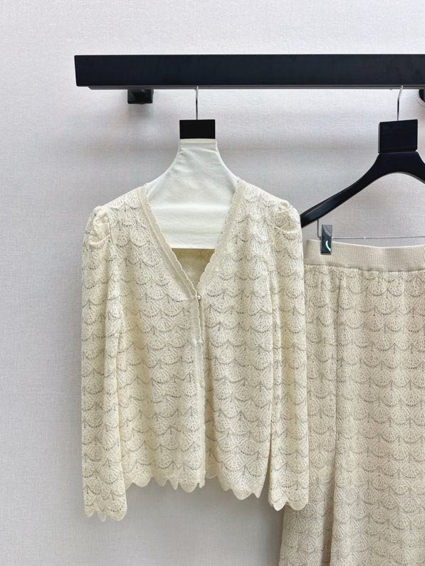 Костюм женский фото 5