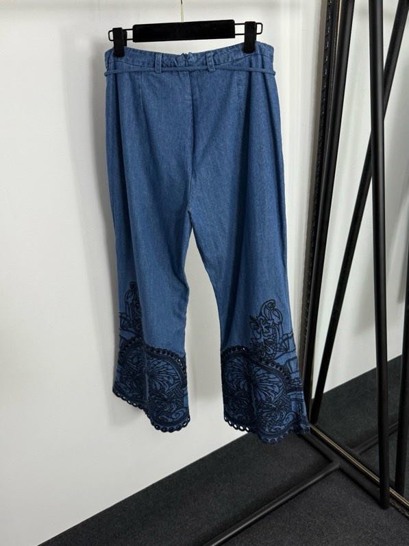 Костюм женский фото 5