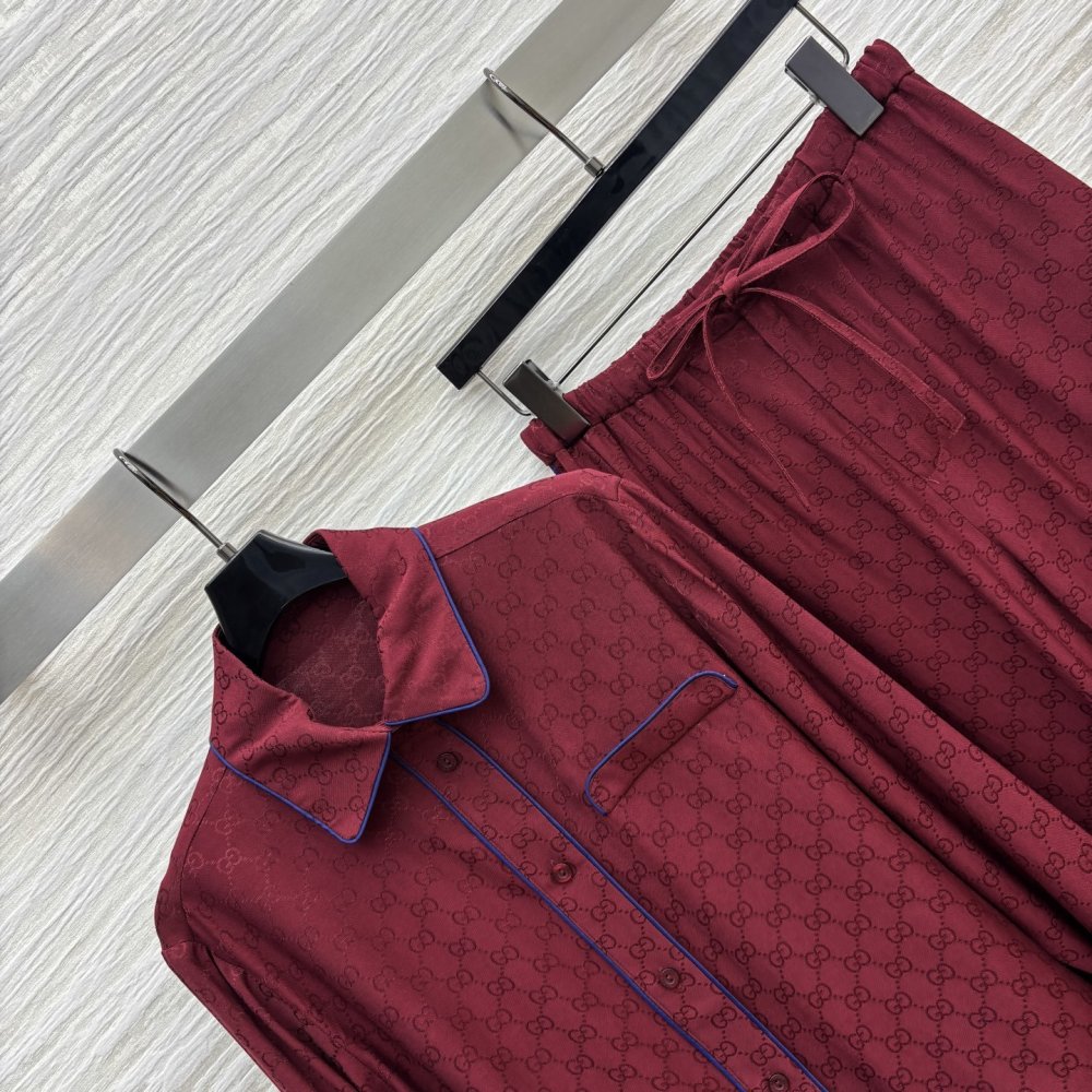 Костюм жіночий фото 5