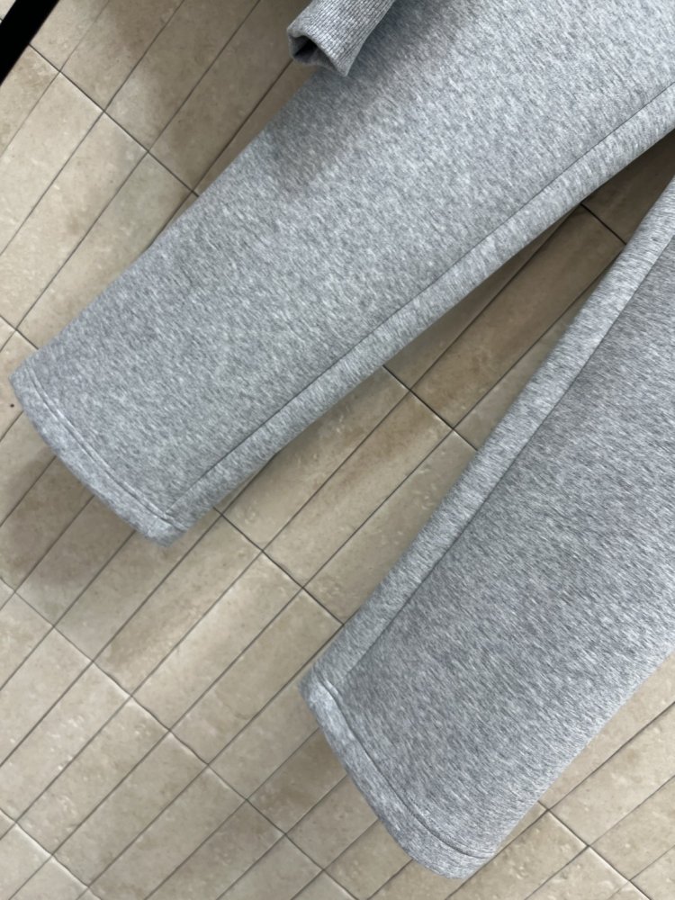 Костюм жіночий фото 5