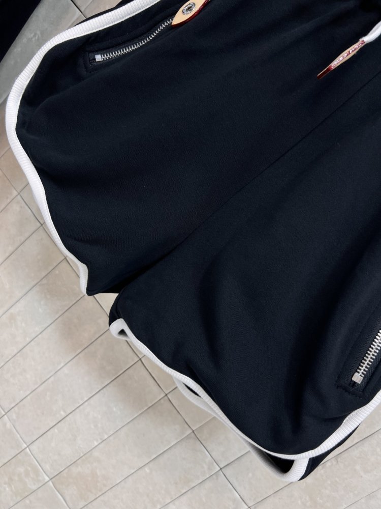 Костюм жіночий фото 5