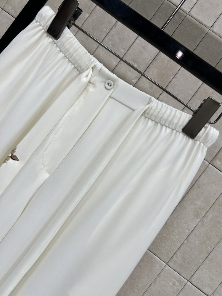 Костюм жіночий фото 5