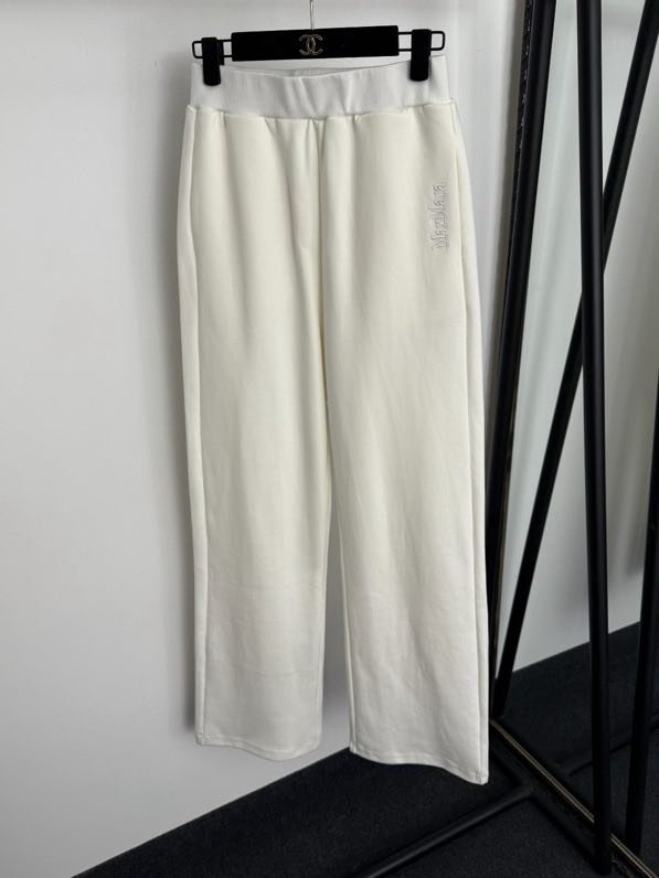 Костюм жіночий фото 5