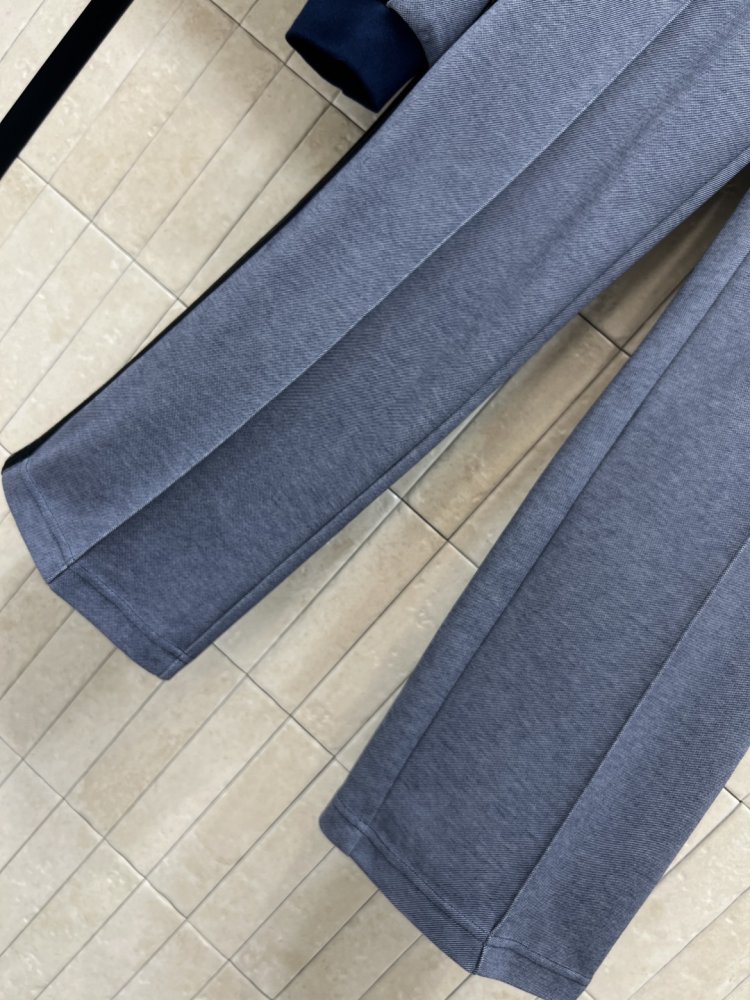 Костюм женский фото 5