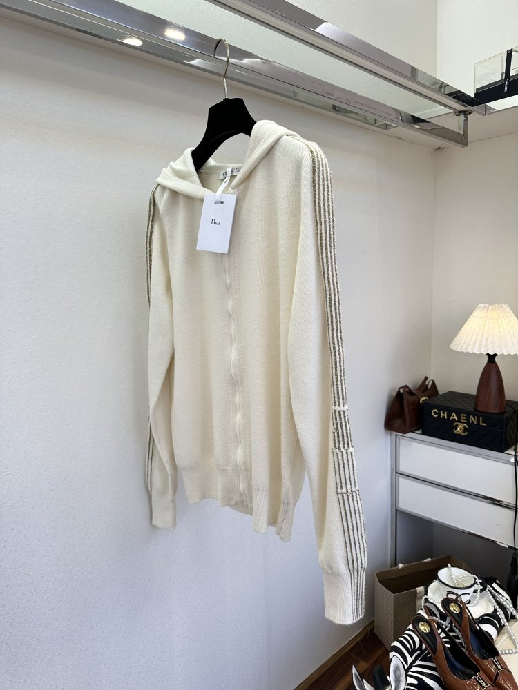 Костюм жіночий фото 5