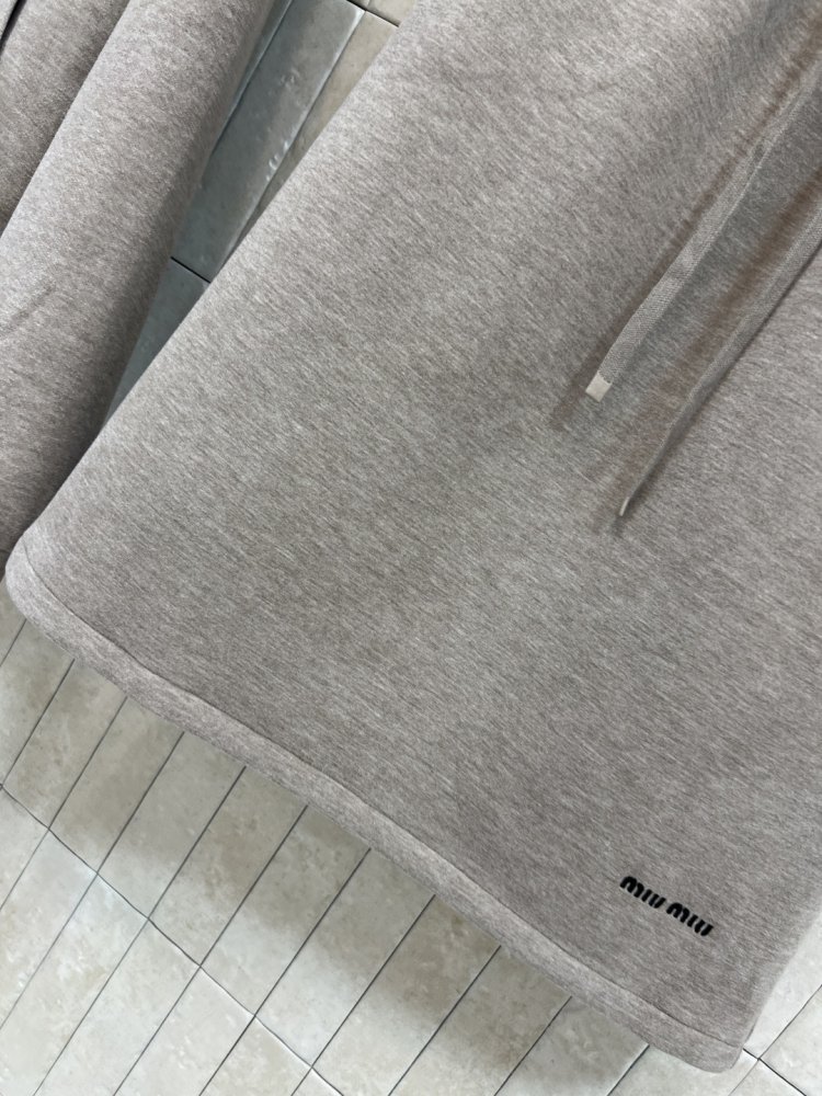 Костюм жіночий фото 5