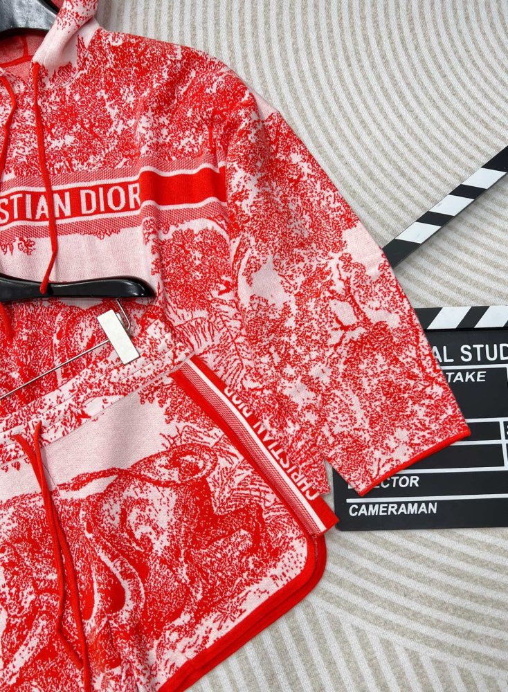 Костюм жіночий фото 5