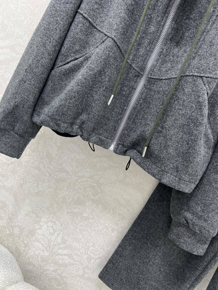 Костюм женский фото 5