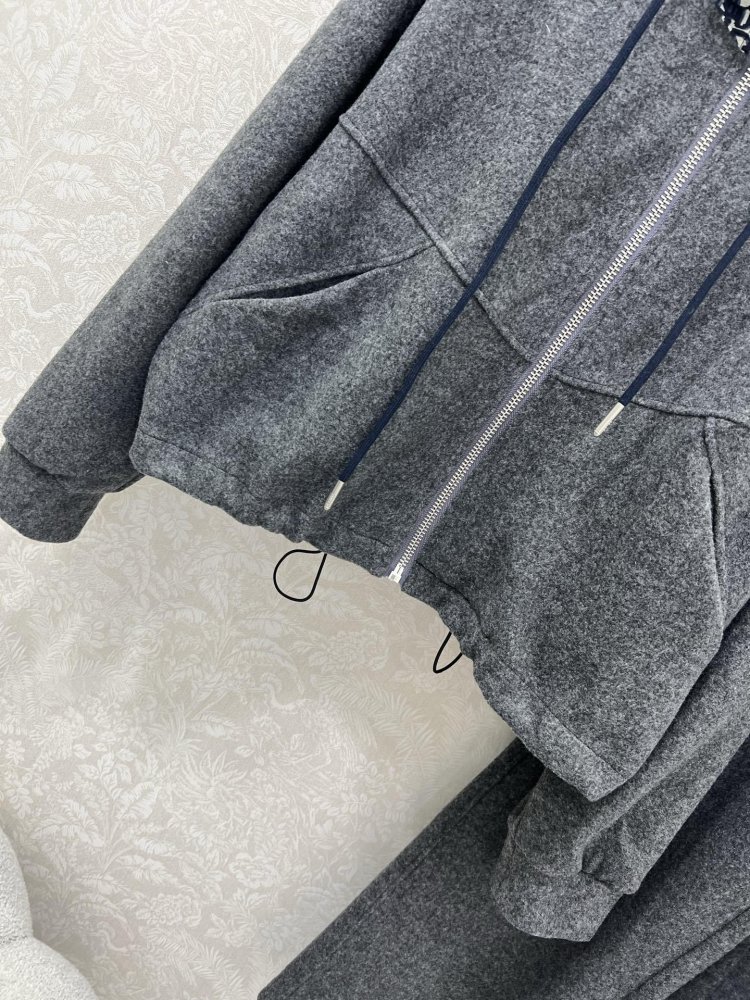 Costume female фото 5