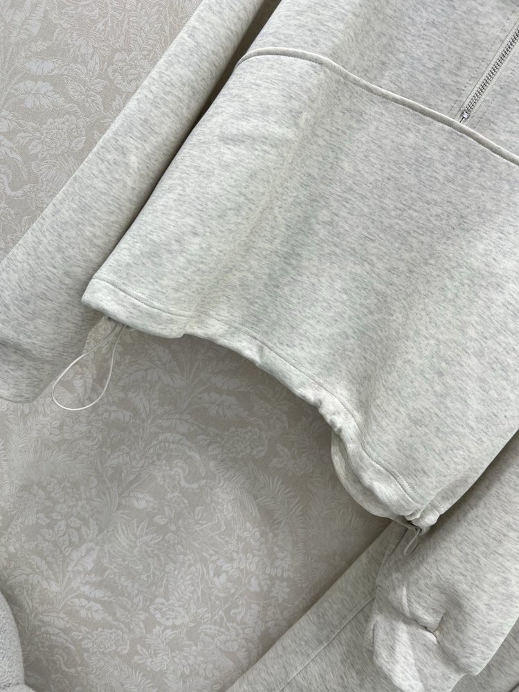 Костюм женский фото 5