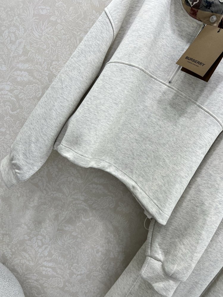 Костюм женский фото 5