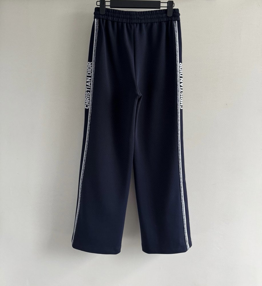 Костюм женский фото 5