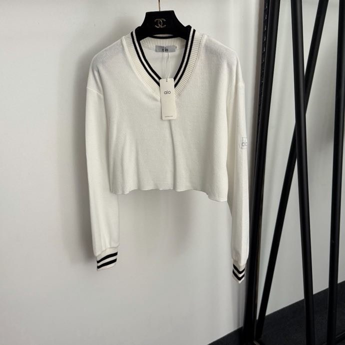 Костюм женский фото 5