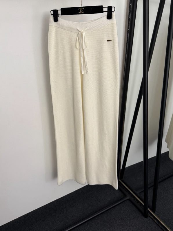 Костюм жіночий фото 5