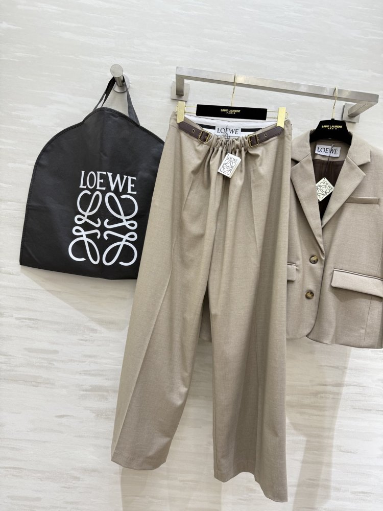 Костюм женский фото 5