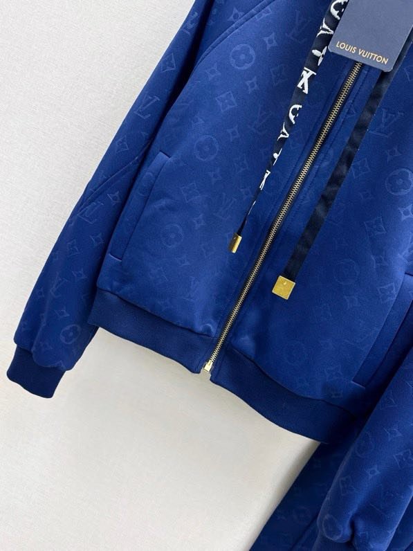 Costume female фото 5