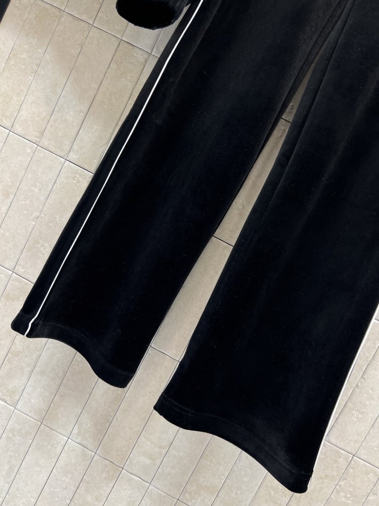 Костюм жіночий фото 5