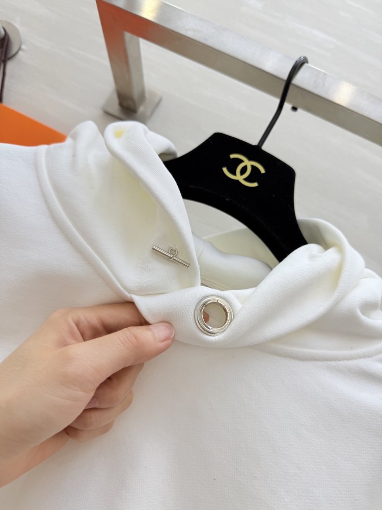 Костюм женский фото 5