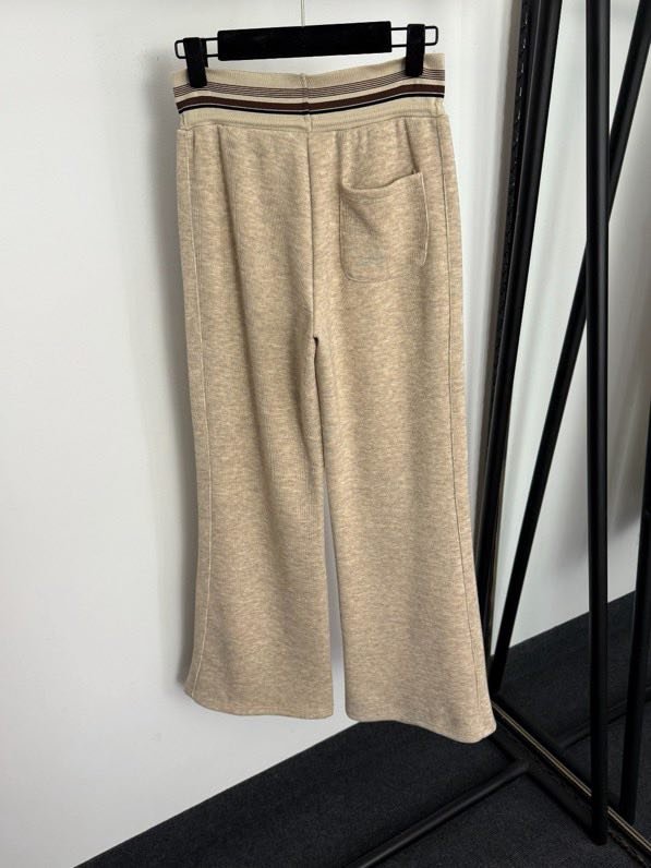 Костюм женский фото 5