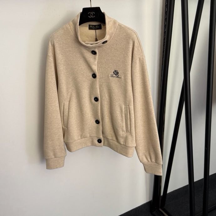 Costume female фото 5