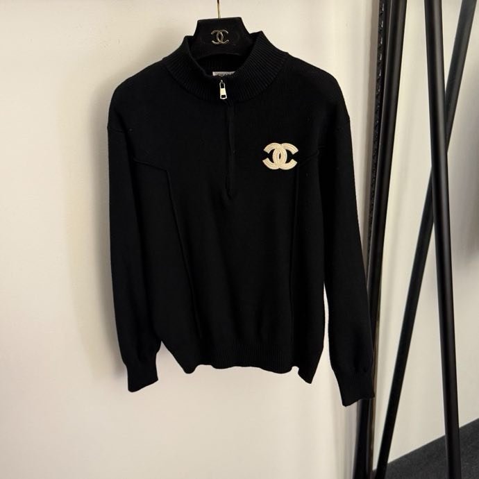 Costume female фото 5