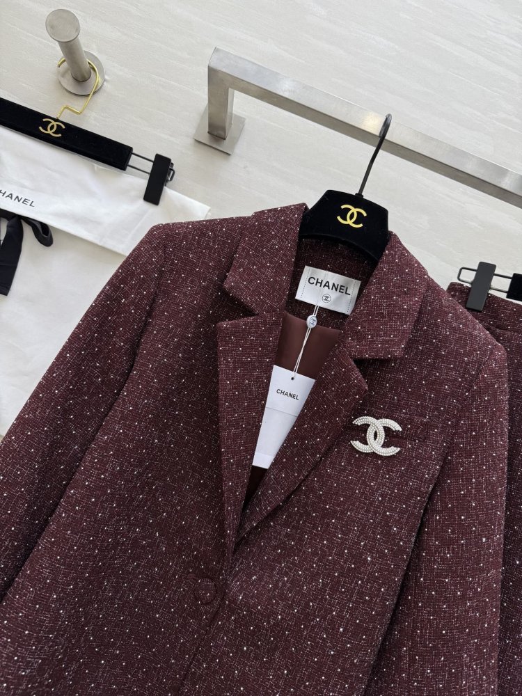 Costume female фото 5