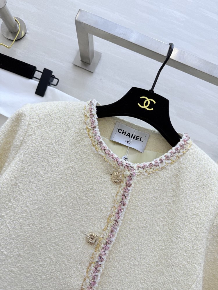 Костюм женский фото 5