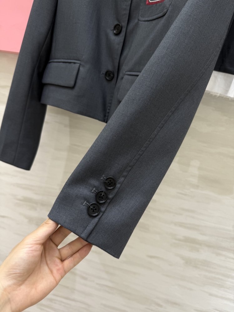 Costume female фото 6